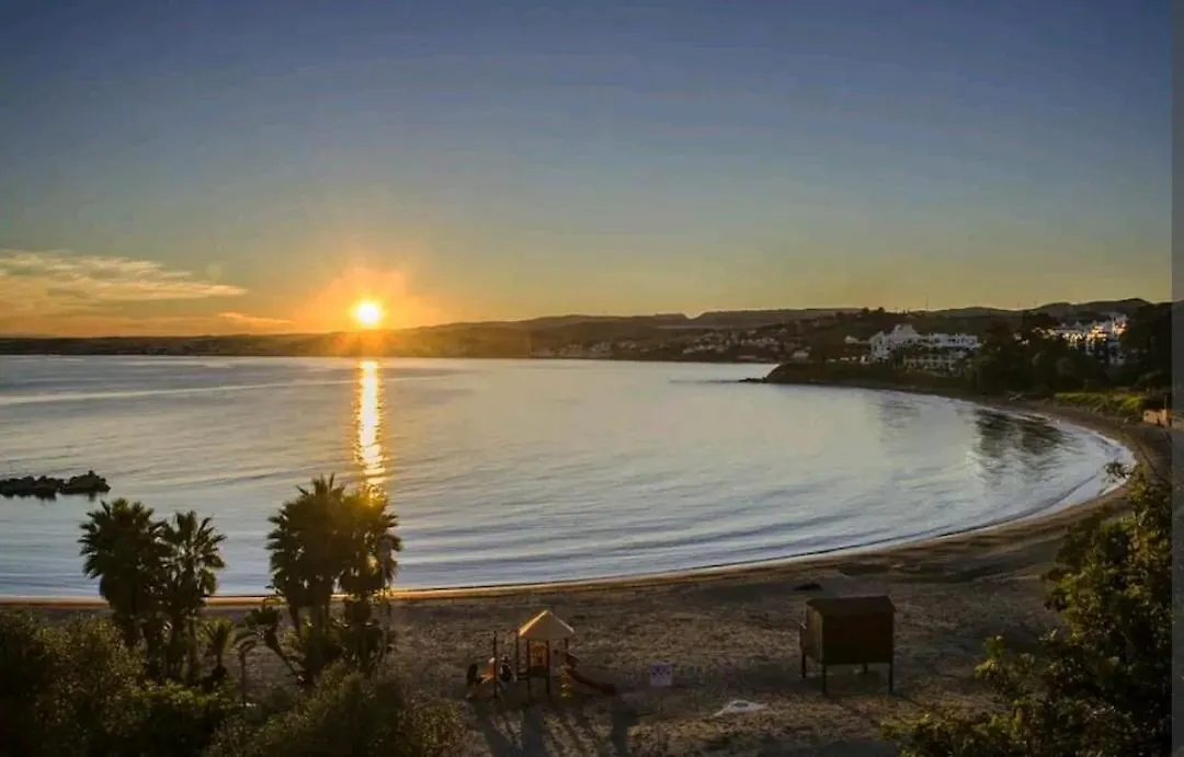 Apartamento Junto a la playa El Cristo y del Puerto Estepona España